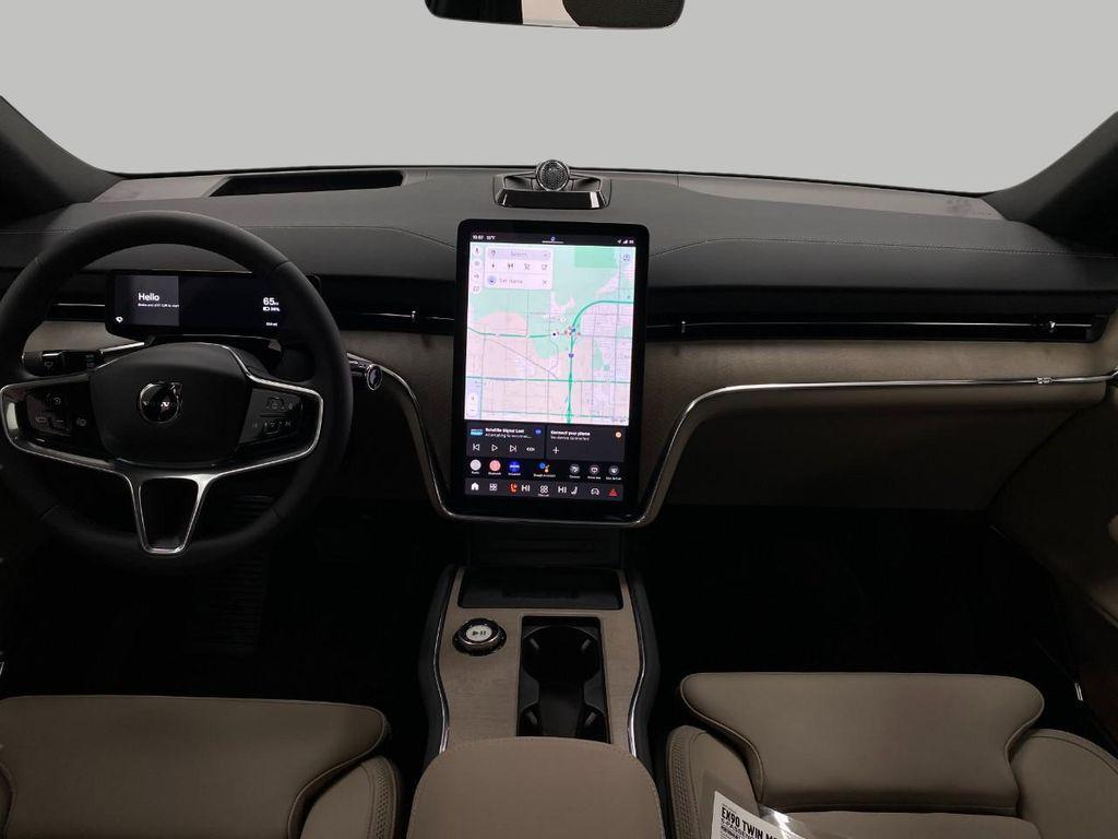 new 2025 Volvo EX90 car, priced at $85,140