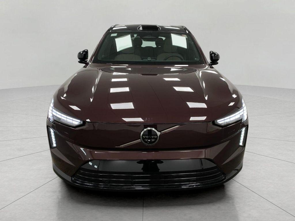 new 2025 Volvo EX90 car, priced at $85,140