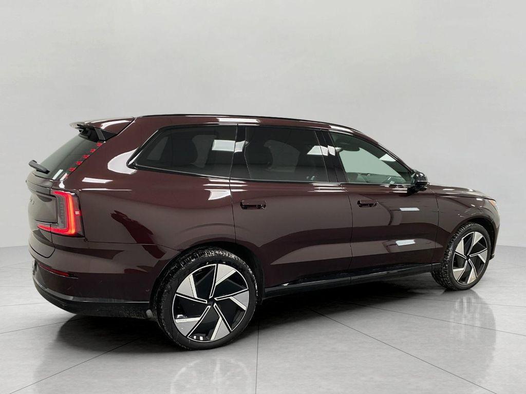 new 2025 Volvo EX90 car, priced at $85,140