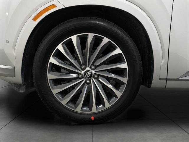 used 2024 Hyundai Palisade car, priced at $41,497