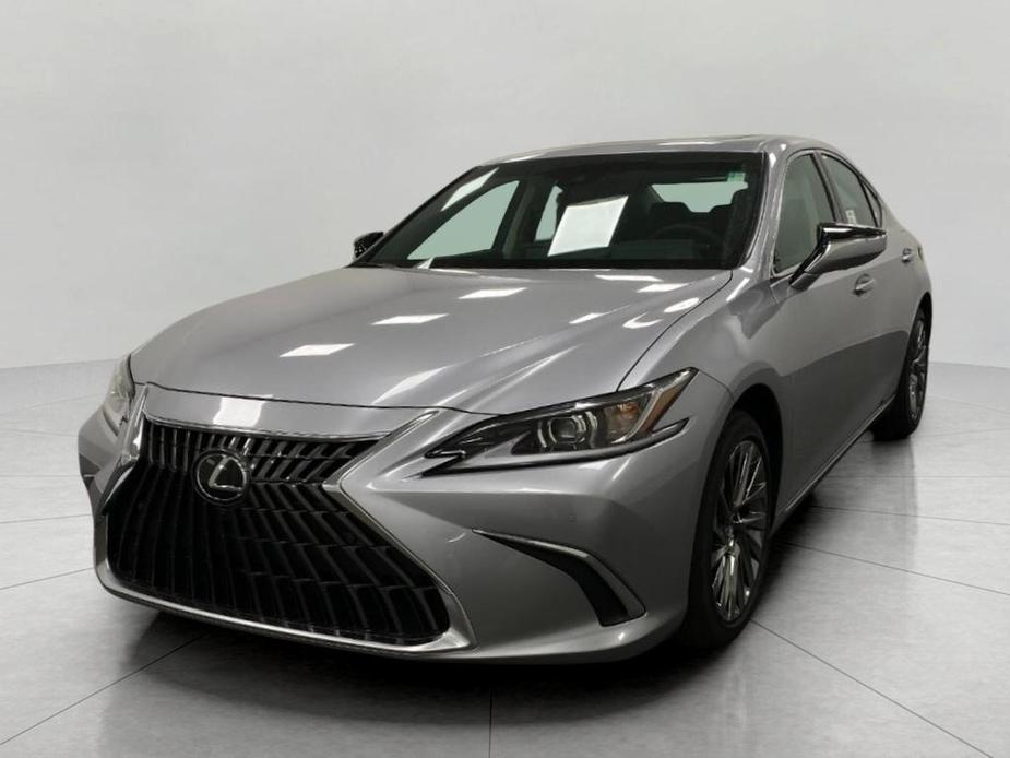 new 2025 Lexus ES 300h car, priced at $51,857