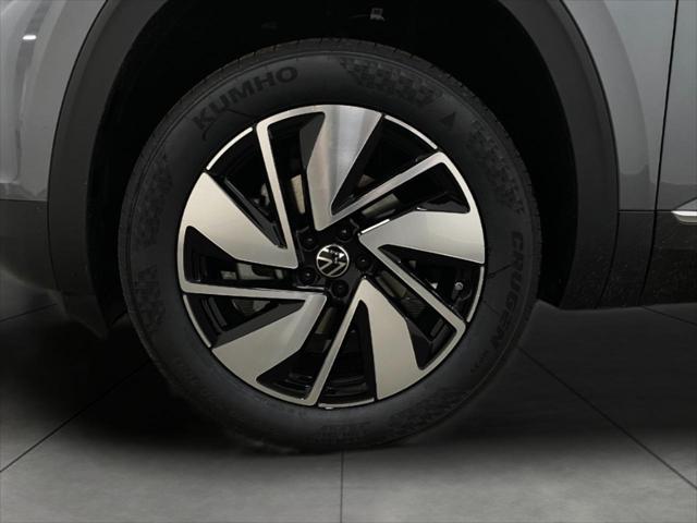 new 2025 Volkswagen Atlas car, priced at $48,771