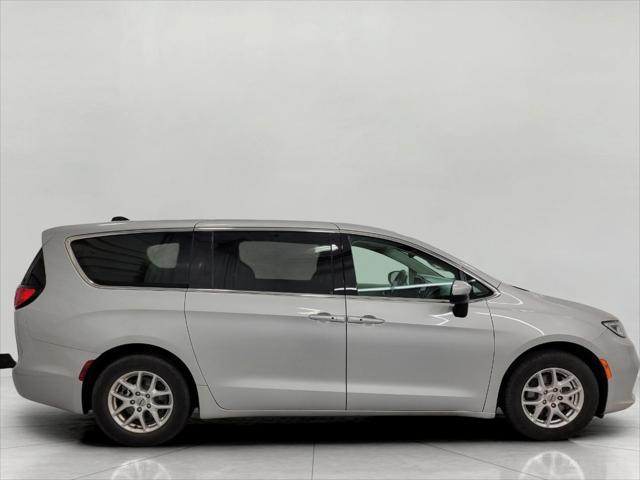 used 2023 Chrysler Pacifica car, priced at $25,823