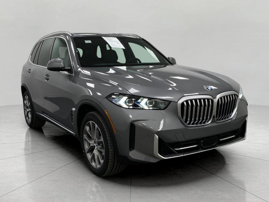 new 2025 BMW X5 car, priced at $75,275