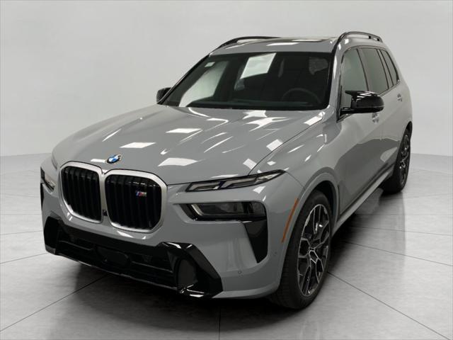 new 2025 BMW X7 car, priced at $114,520