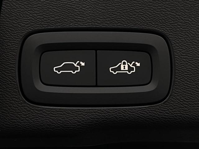 new 2026 Volvo XC60 car, priced at $59,190