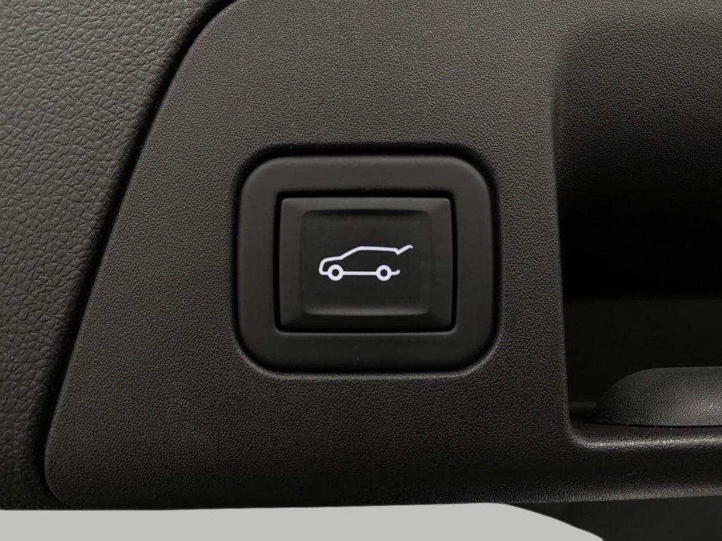 used 2023 Buick Envision car, priced at $26,964