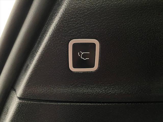 used 2019 Chrysler Pacifica car, priced at $24,998