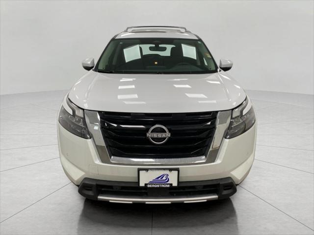 new 2025 Nissan Pathfinder car, priced at $46,973