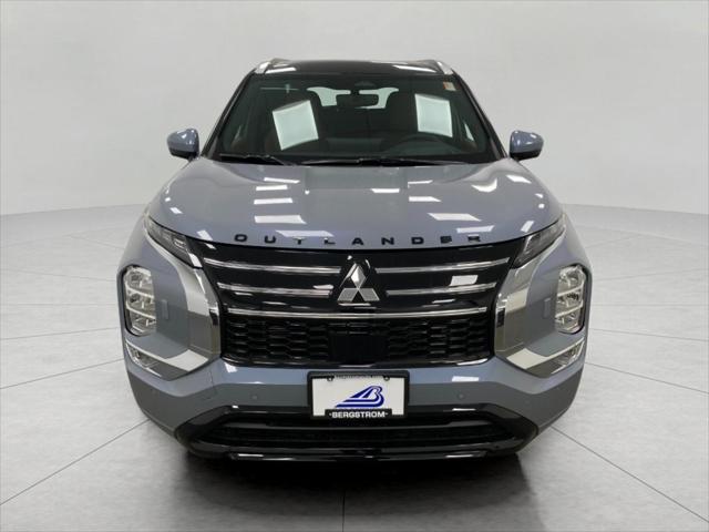 new 2025 Mitsubishi Outlander car, priced at $44,931