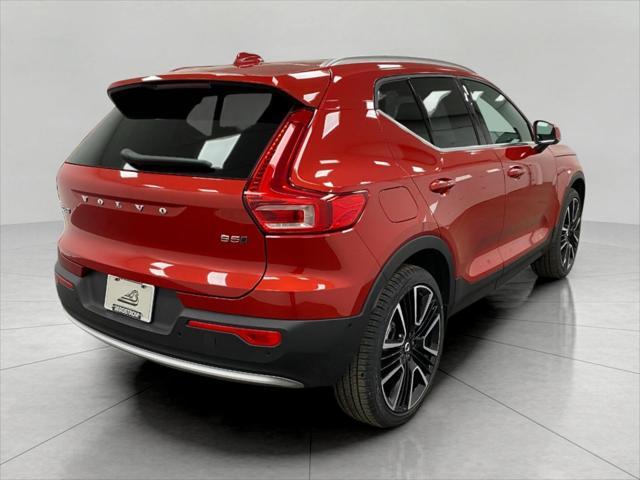 new 2025 Volvo XC40 car, priced at $55,083