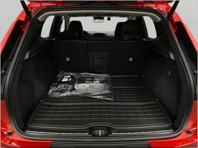 new 2025 Volvo XC40 car, priced at $55,083