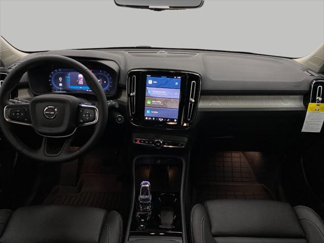 new 2025 Volvo XC40 car, priced at $55,083