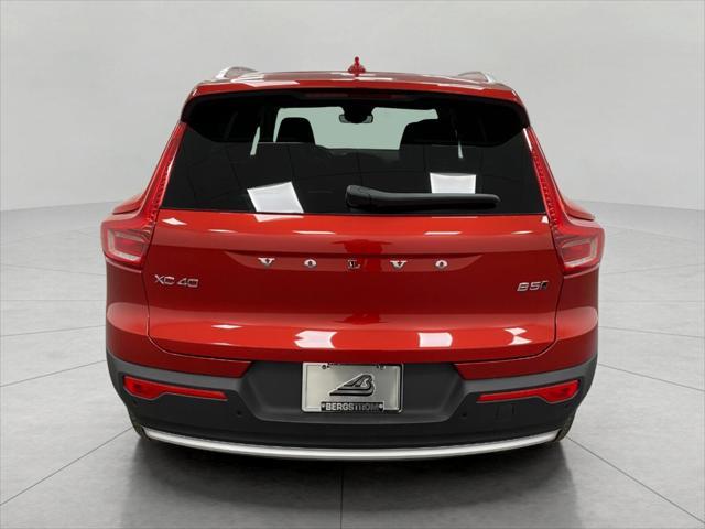 new 2025 Volvo XC40 car, priced at $55,083