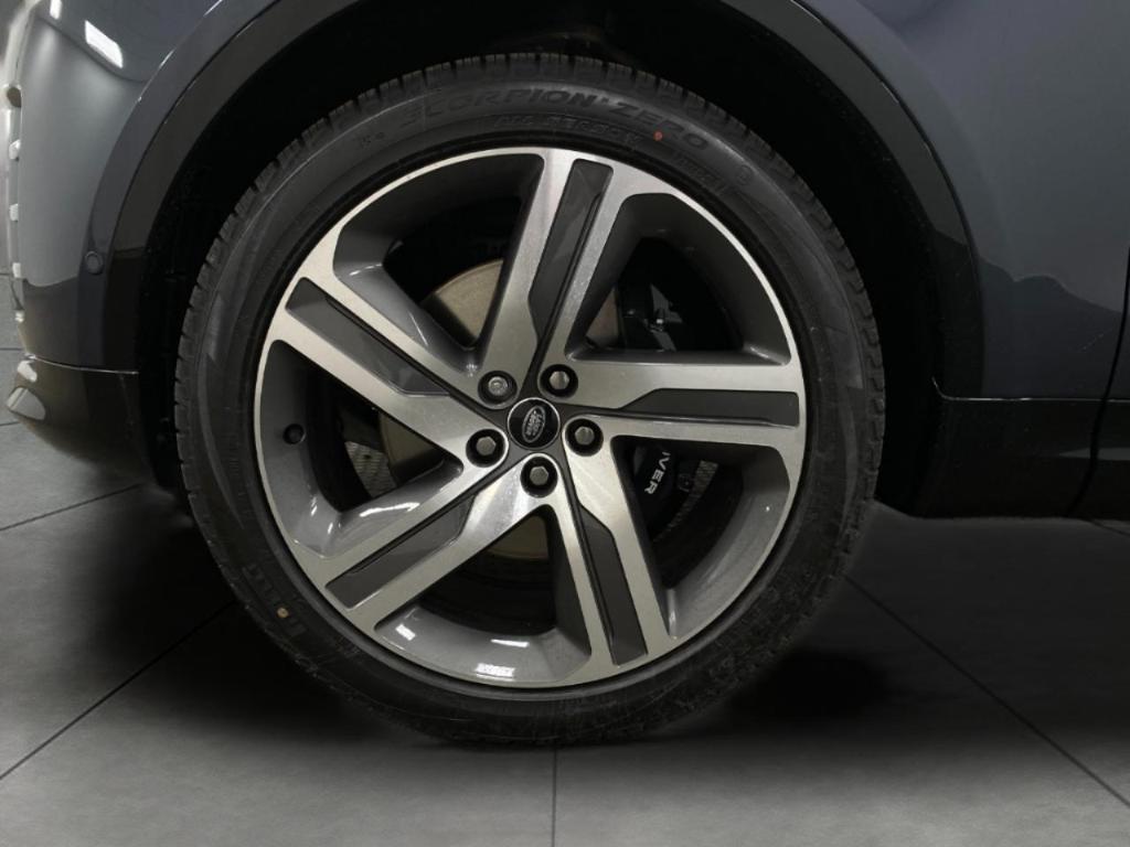 new 2025 Land Rover Discovery car, priced at $84,453