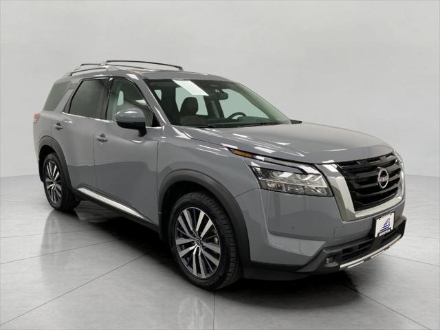used 2022 Nissan Pathfinder car, priced at $38,146