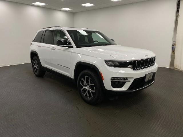 used 2025 Jeep Grand Cherokee car, priced at $43,344