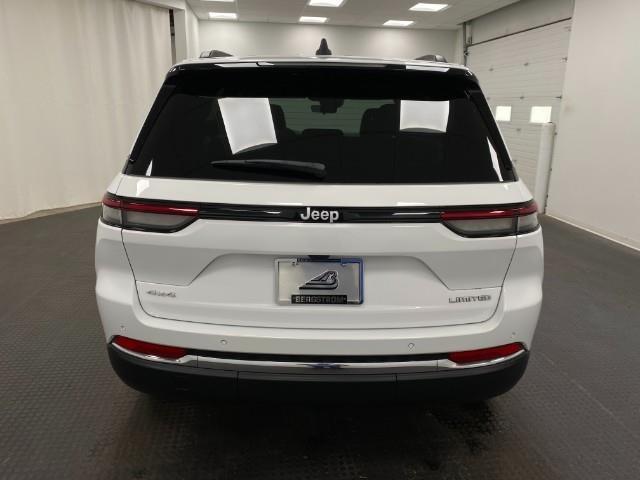 used 2025 Jeep Grand Cherokee car, priced at $43,344