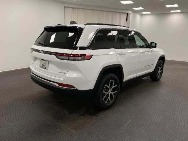 used 2025 Jeep Grand Cherokee car, priced at $43,344