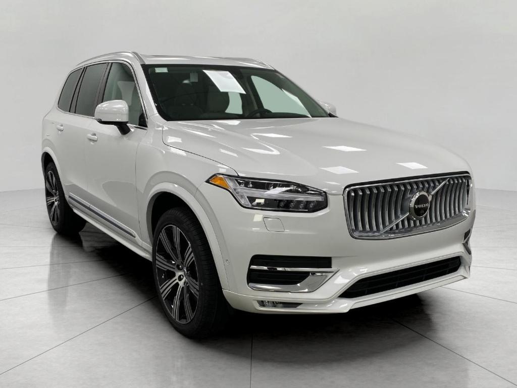 new 2025 Volvo XC90 car, priced at $67,265