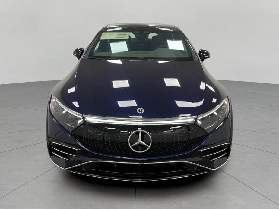 new 2023 Mercedes-Benz EQS 580 car, priced at $138,160