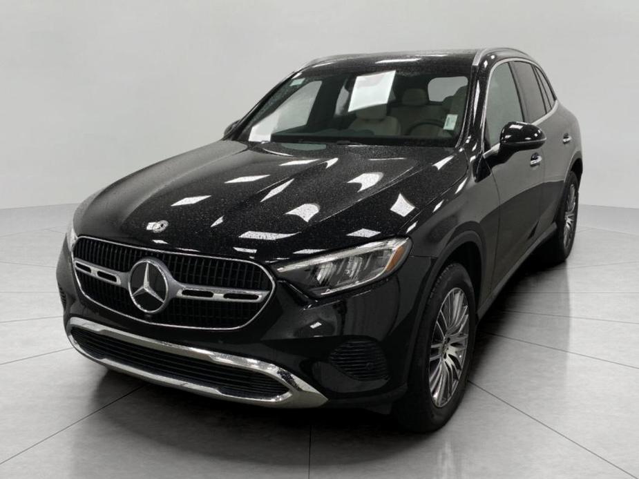 new 2024 Mercedes-Benz GLC 300 car, priced at $53,415