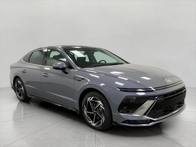 new 2025 Hyundai Sonata car, priced at $31,101