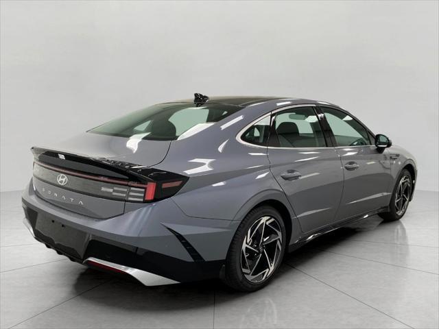new 2025 Hyundai Sonata car, priced at $31,101