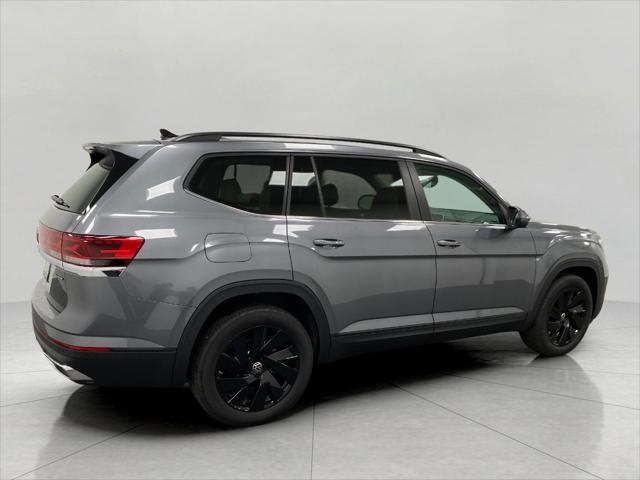 new 2025 Volkswagen Atlas car, priced at $46,351