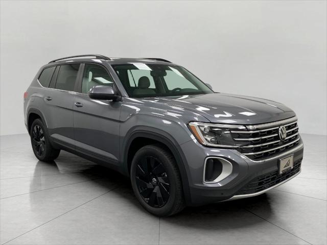 new 2025 Volkswagen Atlas car, priced at $46,351