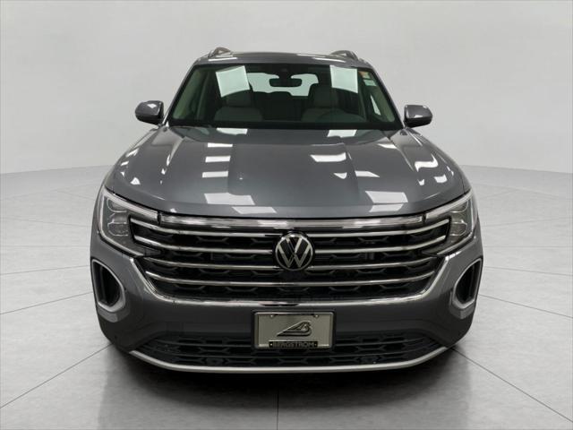 new 2025 Volkswagen Atlas car, priced at $46,351