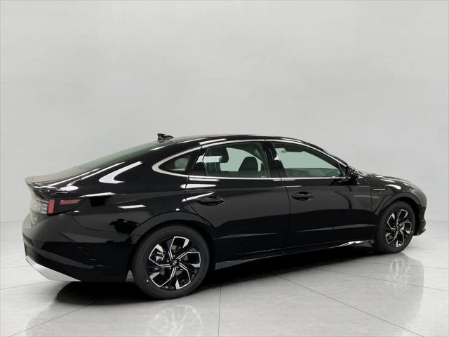 new 2025 Hyundai Sonata car, priced at $29,641