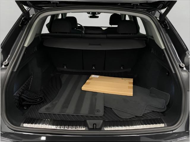 new 2025 Audi Q5 car, priced at $59,441