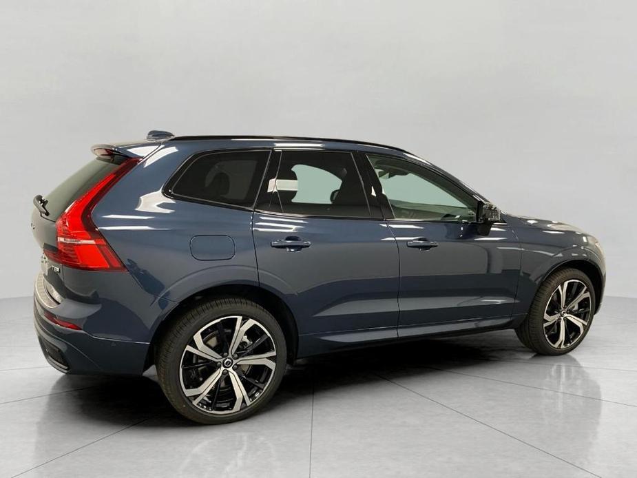 new 2025 Volvo XC60 Plug-In Hybrid car, priced at $71,875