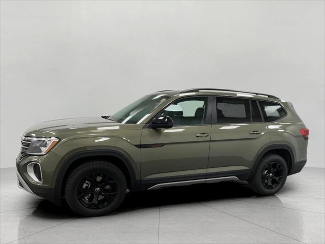 new 2025 Volkswagen Atlas car, priced at $47,611