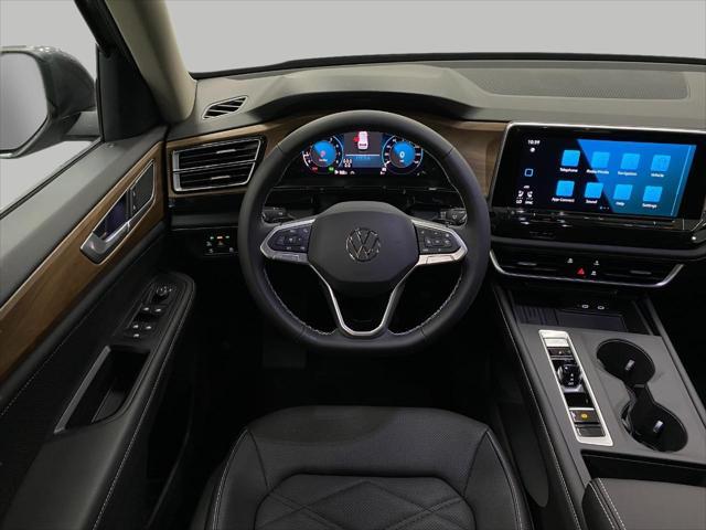 new 2025 Volkswagen Atlas car, priced at $40,712