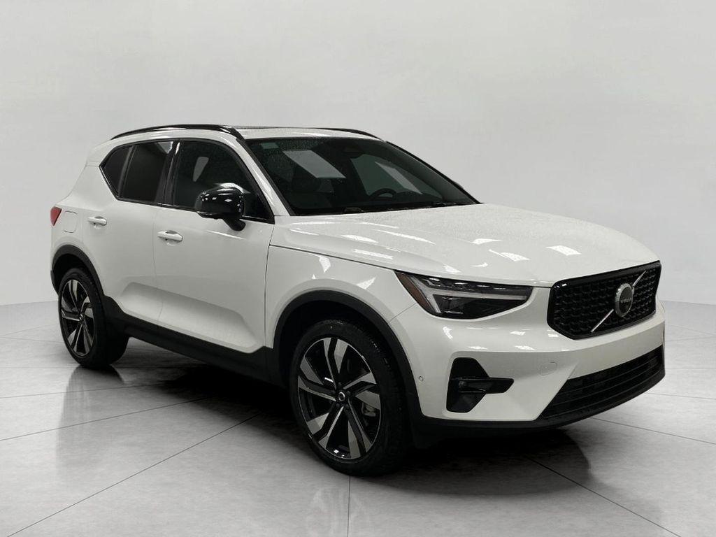 new 2026 Volvo XC40 car, priced at $53,975
