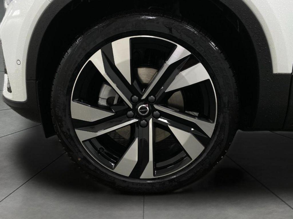 new 2026 Volvo XC40 car, priced at $53,975