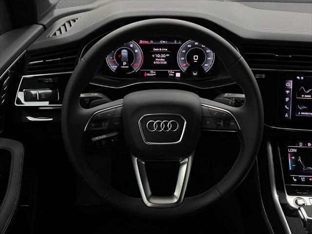 new 2025 Audi Q7 car, priced at $81,114