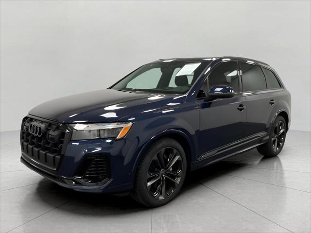 new 2025 Audi Q7 car, priced at $81,114