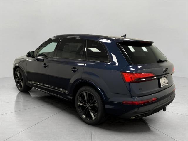 new 2025 Audi Q7 car, priced at $81,114