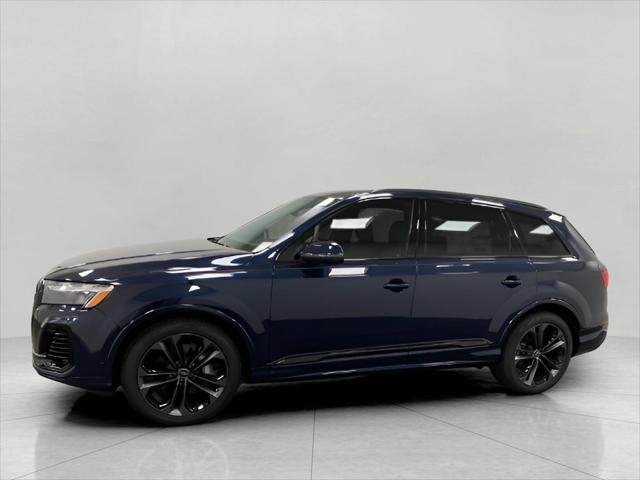 new 2025 Audi Q7 car, priced at $81,114