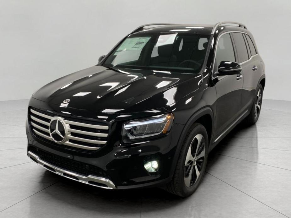 new 2024 Mercedes-Benz GLB 250 car, priced at $54,215