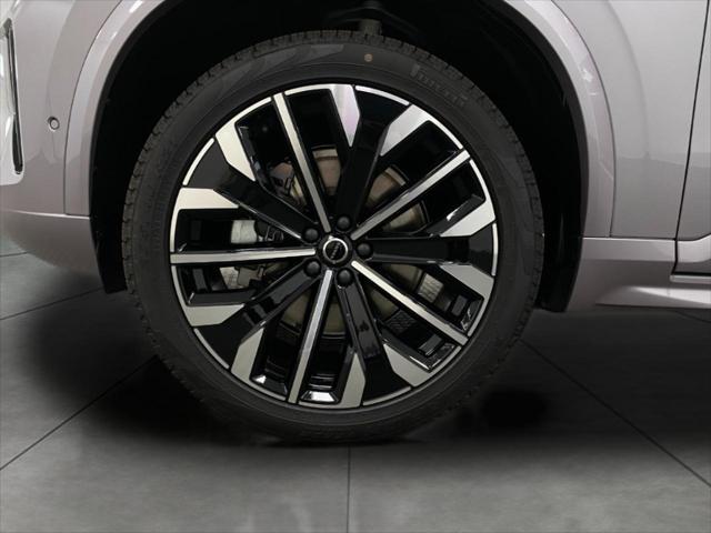 new 2026 Volvo XC90 car, priced at $76,105