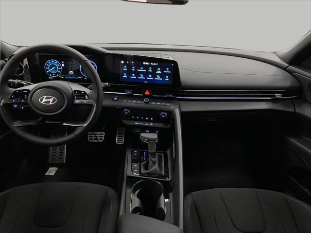 new 2025 Hyundai Elantra car, priced at $28,251