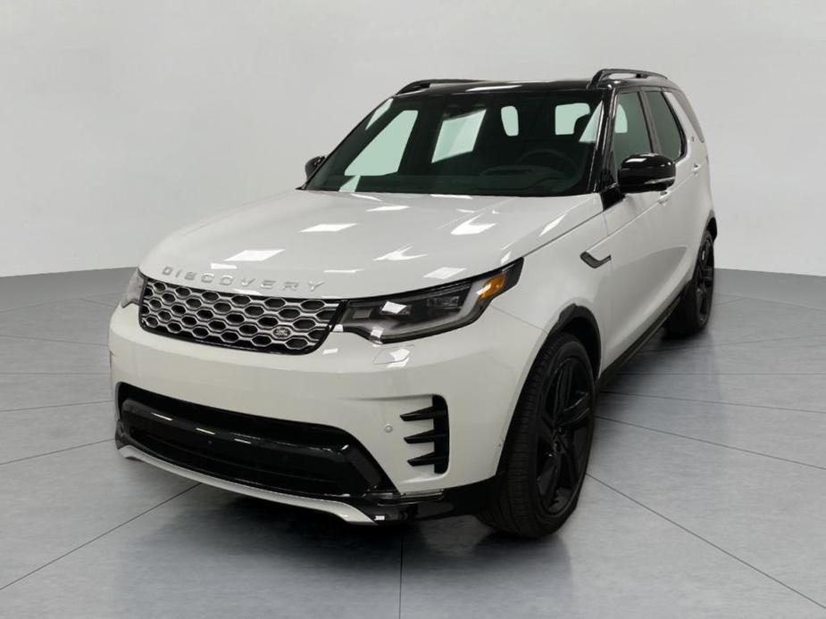 new 2024 Land Rover Discovery car, priced at $86,568