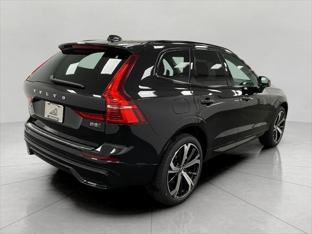 new 2025 Volvo XC60 car, priced at $60,660