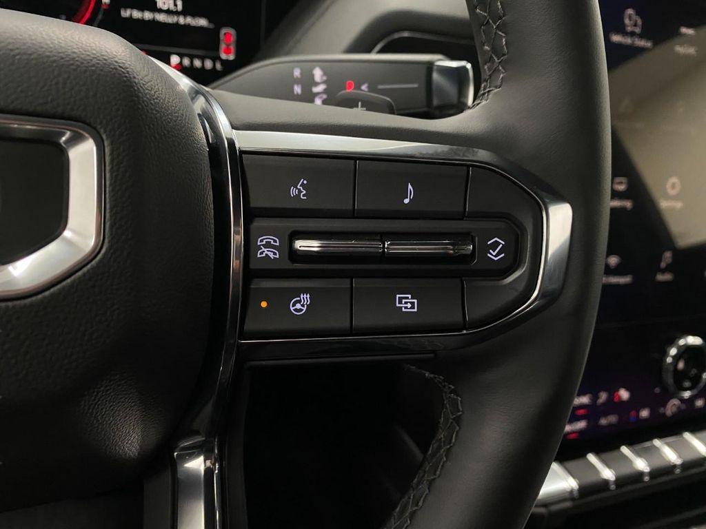 used 2025 GMC Yukon car, priced at $84,119