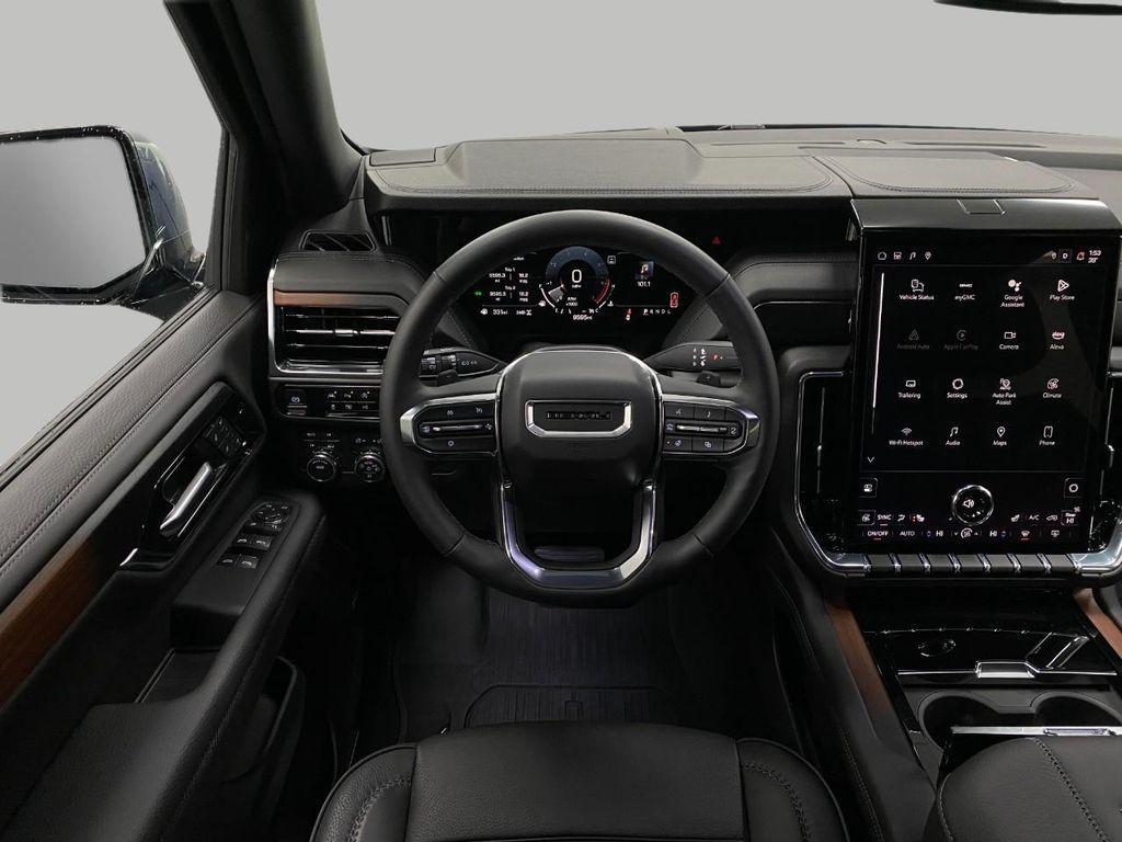 used 2025 GMC Yukon car, priced at $84,119