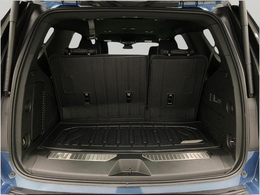 used 2025 GMC Yukon car, priced at $84,119